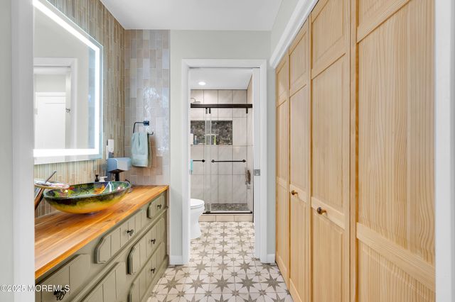 588A Lake Point Drive 100A, Lakewood, NJ 08701