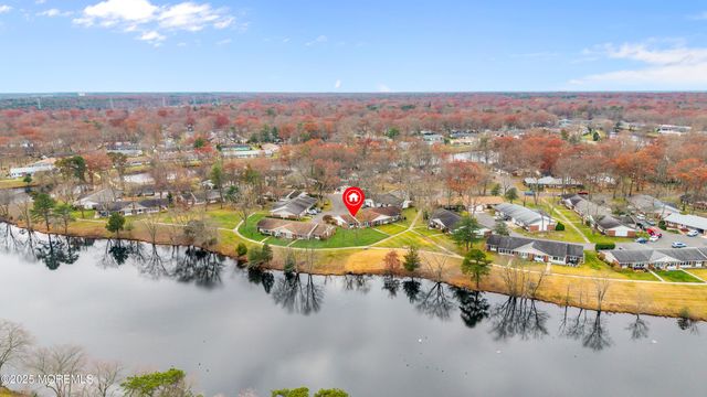 588A Lake Point Drive 100A, Lakewood, NJ 08701