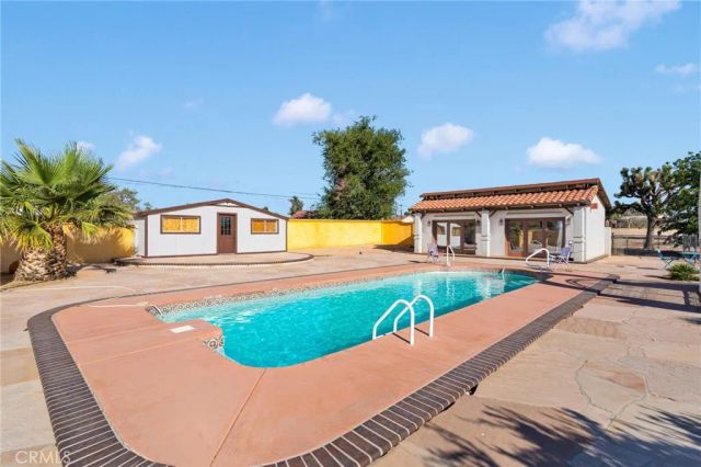 15023 Genesee Road, Apple Valley, CA 92307