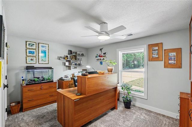 16985 Evans Road, Basehor, KS 66007
