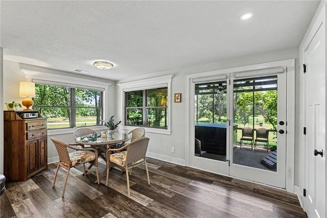 16985 Evans Road, Basehor, KS 66007