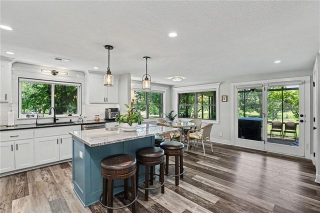 16985 Evans Road, Basehor, KS 66007