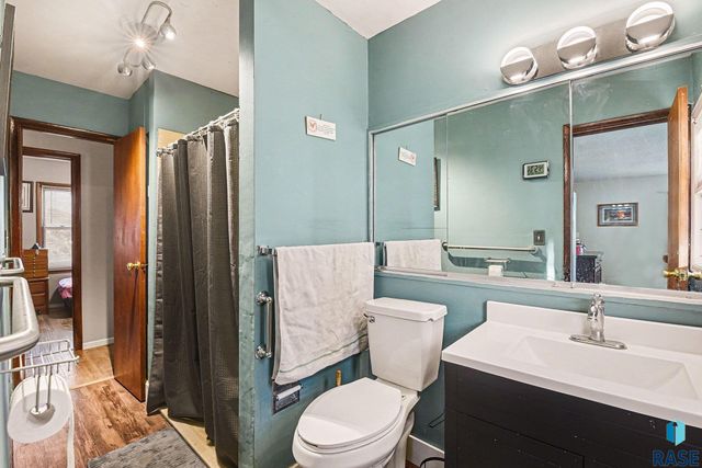 5413 N French Ave Avenue, Sioux Falls, SD 57104