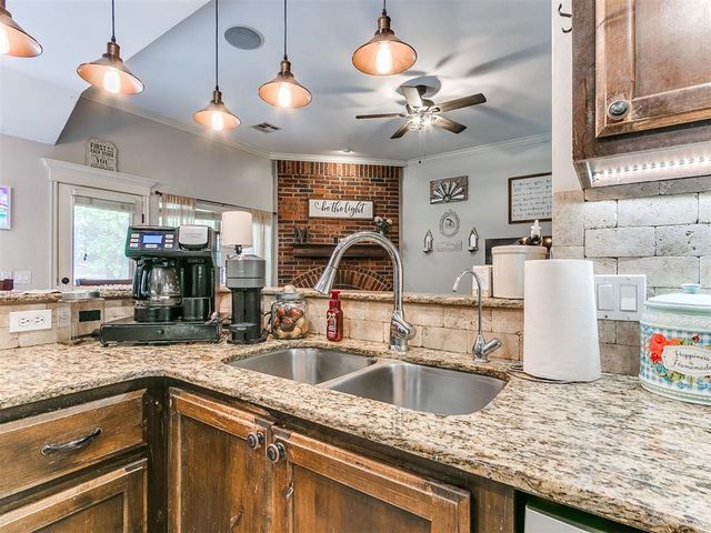 13102 S Midwest Boulevard, Edmond, OK 73034