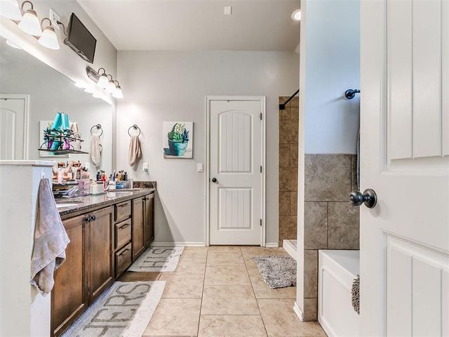13102 S Midwest Boulevard, Edmond, OK 73034