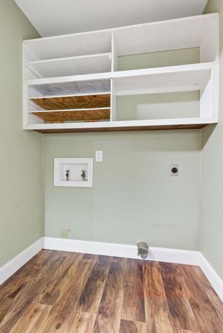 504 W Bell Street, Springfield, MO 65803