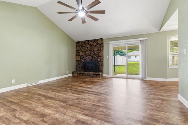 504 W Bell Street, Springfield, MO 65803