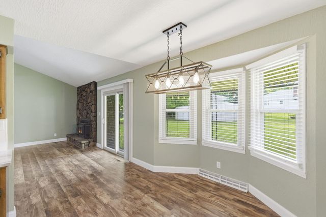 504 W Bell Street, Springfield, MO 65803