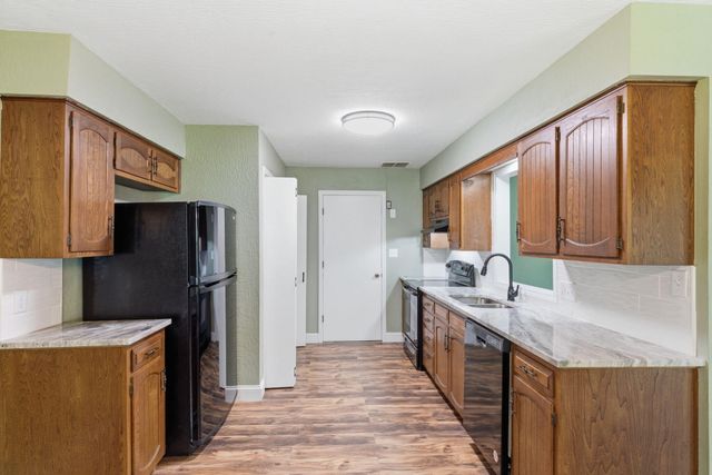 504 W Bell Street, Springfield, MO 65803