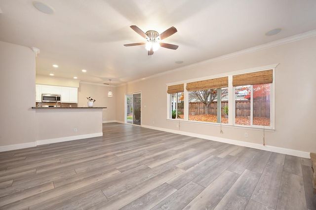 1573 Mehar Ct, Yuba City, CA 95993