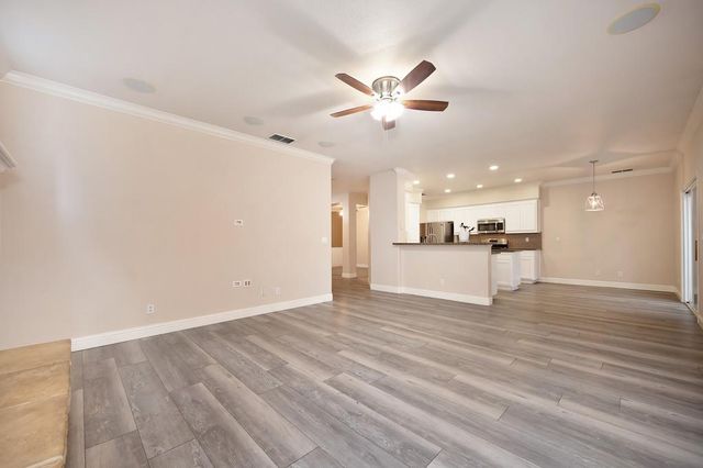 1573 Mehar Ct, Yuba City, CA 95993