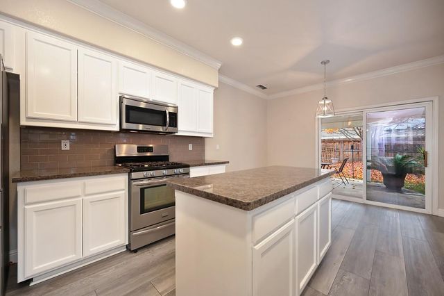 1573 Mehar Ct, Yuba City, CA 95993