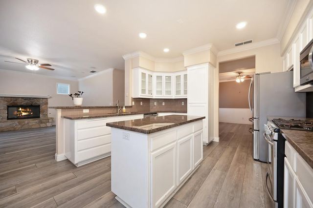 1573 Mehar Ct, Yuba City, CA 95993