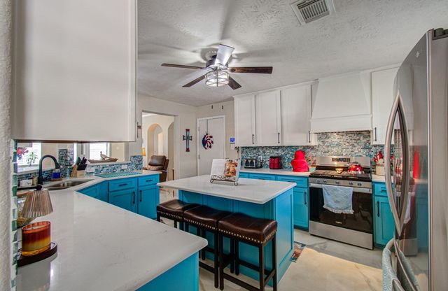 2418 Seguine Drive, Deer Park, TX 77536