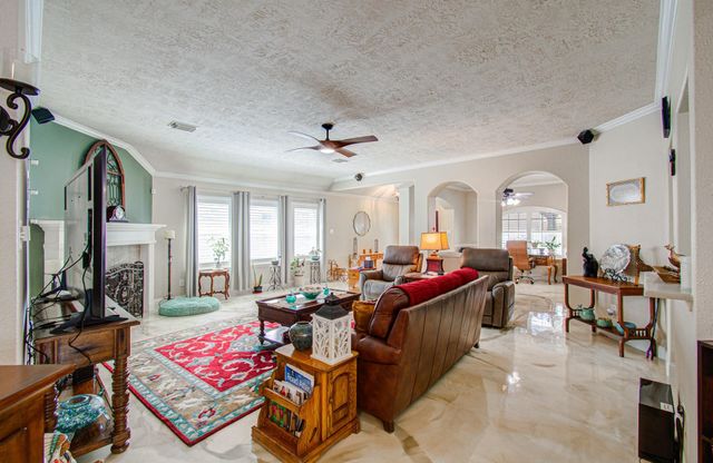 2418 Seguine Drive, Deer Park, TX 77536