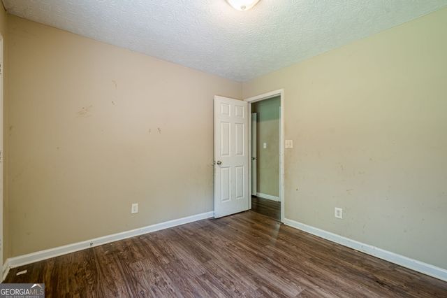 554 Oak Landing Circle, Douglasville, GA 30134
