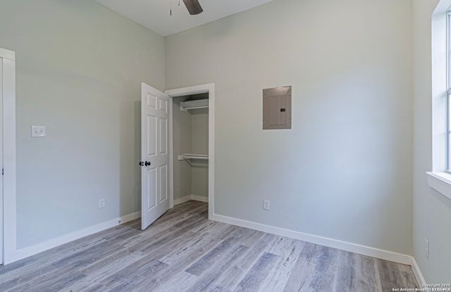 210 N San Jacinto, San Antonio, TX 78207