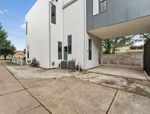 1616 Haskell ST A, Austin, TX 78702