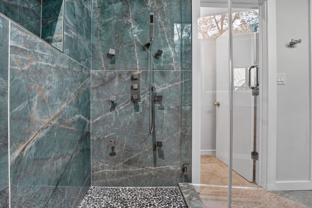 1616 Haskell ST A, Austin, TX 78702