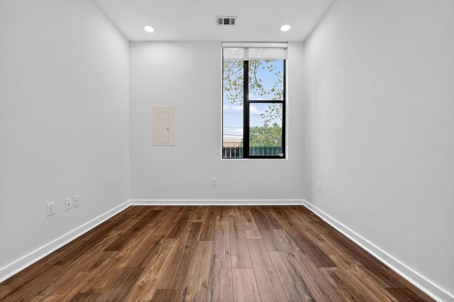 1616 Haskell ST A, Austin, TX 78702