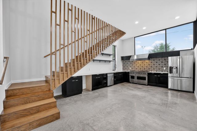 1616 Haskell ST A, Austin, TX 78702