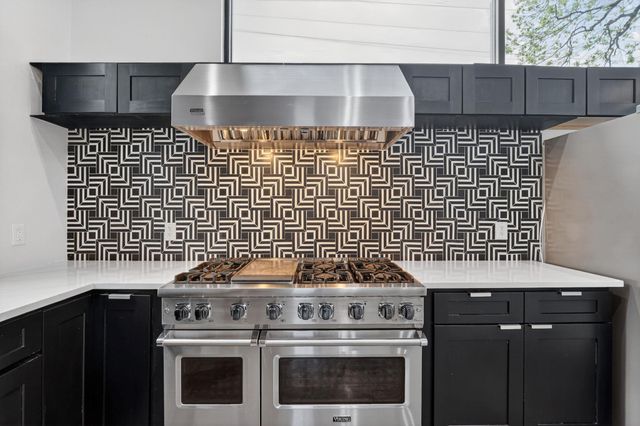 1616 Haskell ST A, Austin, TX 78702