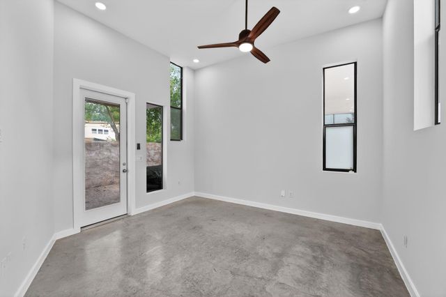 1616 Haskell ST A, Austin, TX 78702