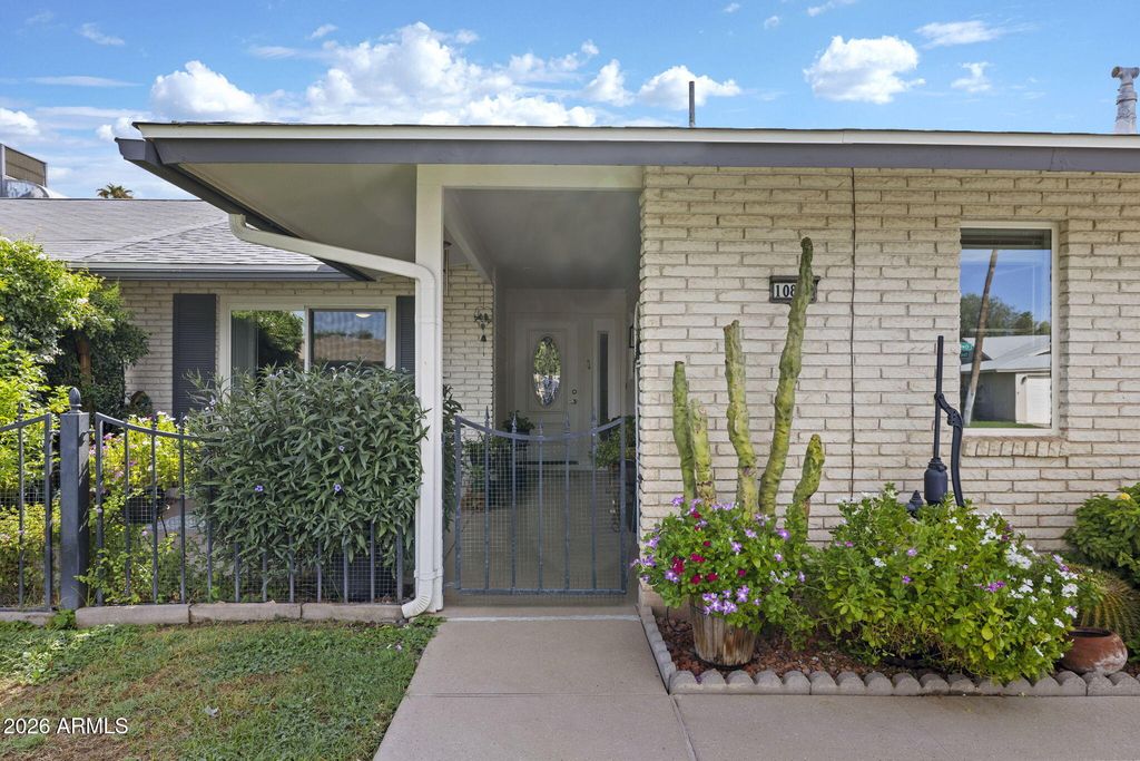 10896 W CLAIR Drive, Sun City, AZ 85351 — photo 4