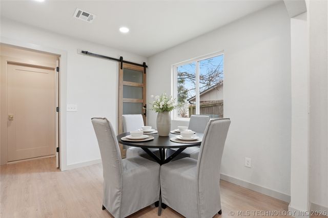 1122 S Division Street, Sapulpa, OK 74066