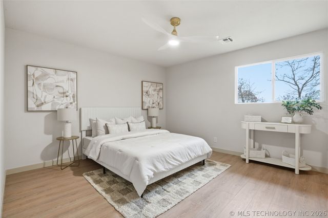 1122 S Division Street, Sapulpa, OK 74066