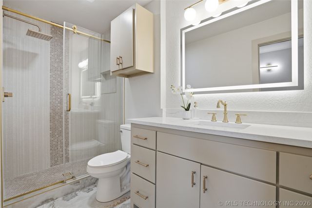 1122 S Division Street, Sapulpa, OK 74066