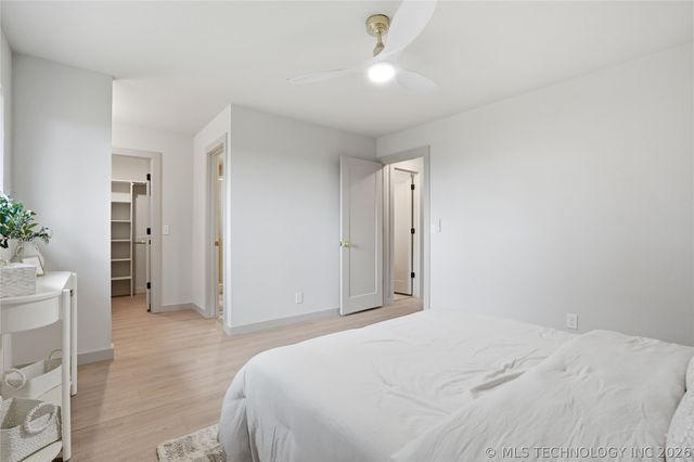 1122 S Division Street, Sapulpa, OK 74066