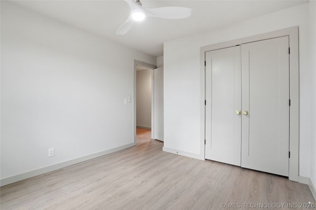 1122 S Division Street, Sapulpa, OK 74066