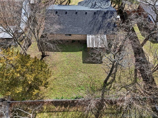 1122 S Division Street, Sapulpa, OK 74066