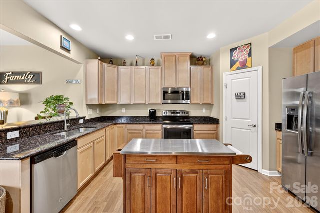 1347 Farm Branch Drive SW, Concord, NC 28027