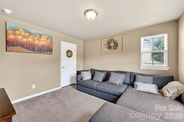 1347 Farm Branch Drive SW, Concord, NC 28027