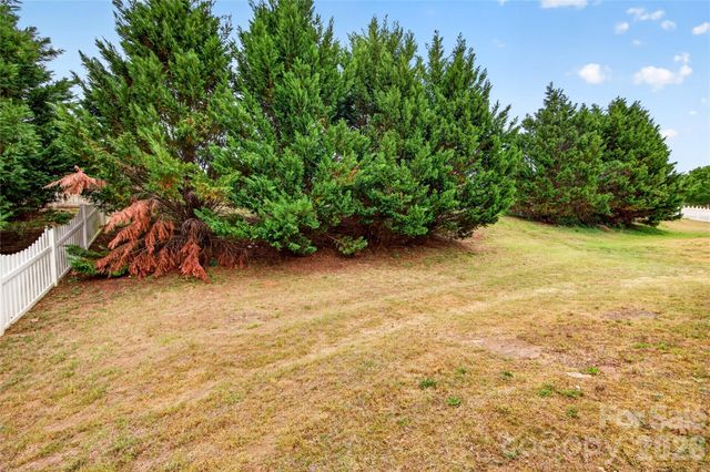 1347 Farm Branch Drive SW, Concord, NC 28027