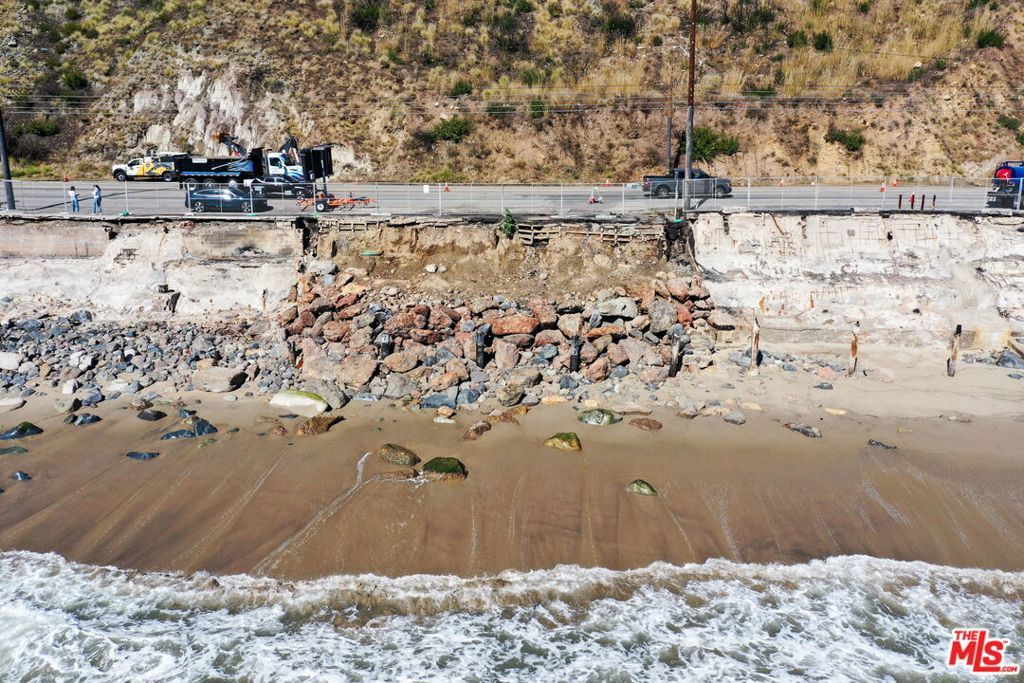 Image 10 of property listing at 20314 Pacific Coast Highway, Malibu, CA 90265