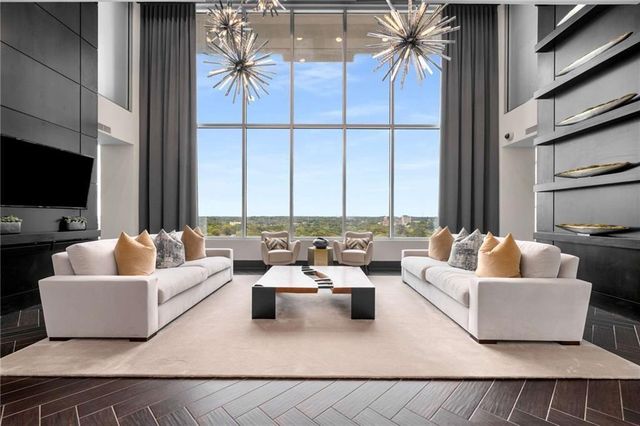 855 Peachtree Street NE 3003, Atlanta, GA 30308