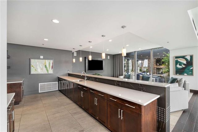 855 Peachtree Street NE 3003, Atlanta, GA 30308