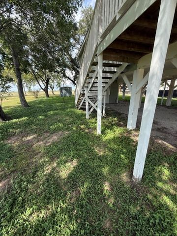 44 Starling Drive, Palacios, TX 77465