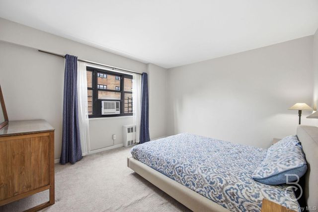 33-43 14th Street 10A, Astoria, NY 11106