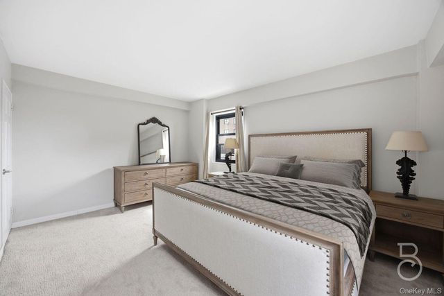 33-43 14th Street 10A, Astoria, NY 11106