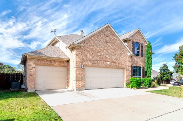 10249 Candlewyck Street, Fort Worth, TX 76244