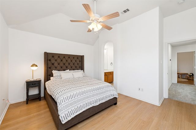 10249 Candlewyck Street, Fort Worth, TX 76244
