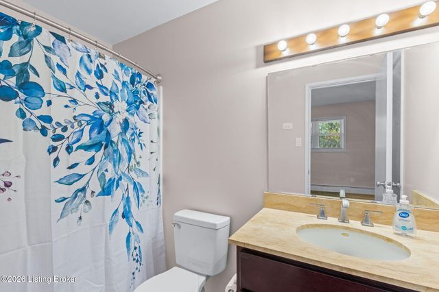 198 Crescent Ave APT 13, Louisville, KY 40206