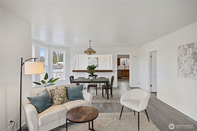 102 180th Street S, Spanaway, WA 98387