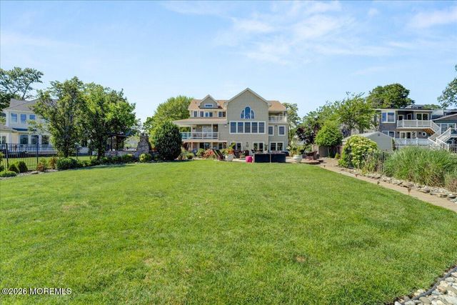 68 Seneca Place, Oceanport, NJ 07757
