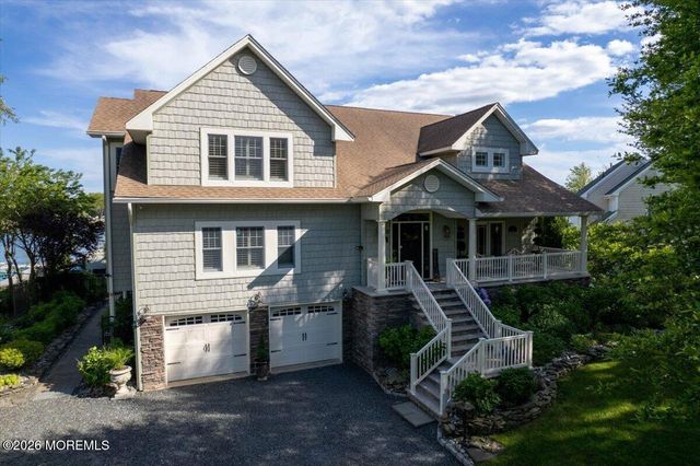 68 Seneca Place, Oceanport, NJ 07757