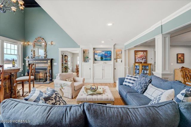 68 Seneca Place, Oceanport, NJ 07757